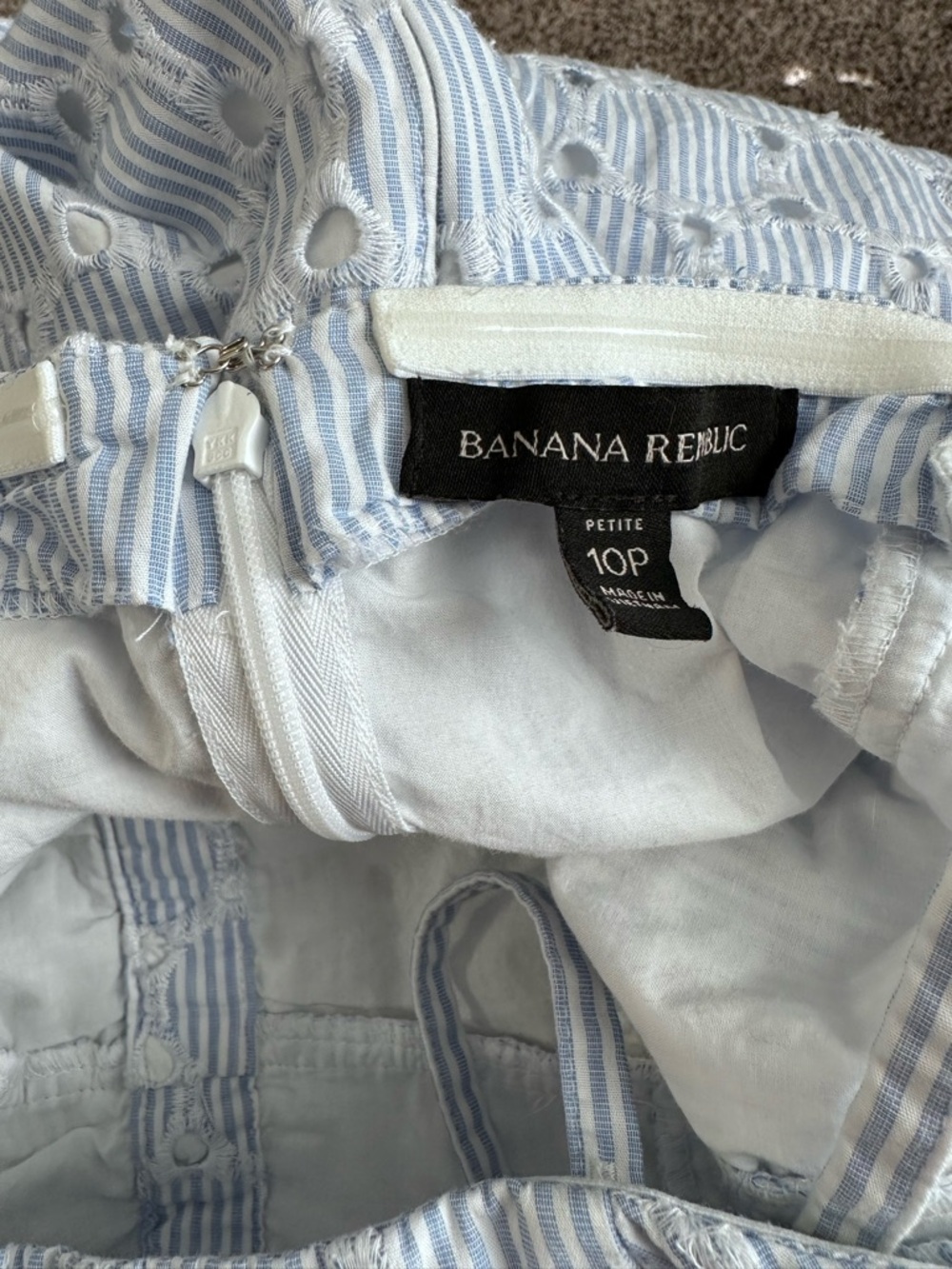 Banana Republic Light Blue and White Striped Eyelet Dress - Picture 4 of 7